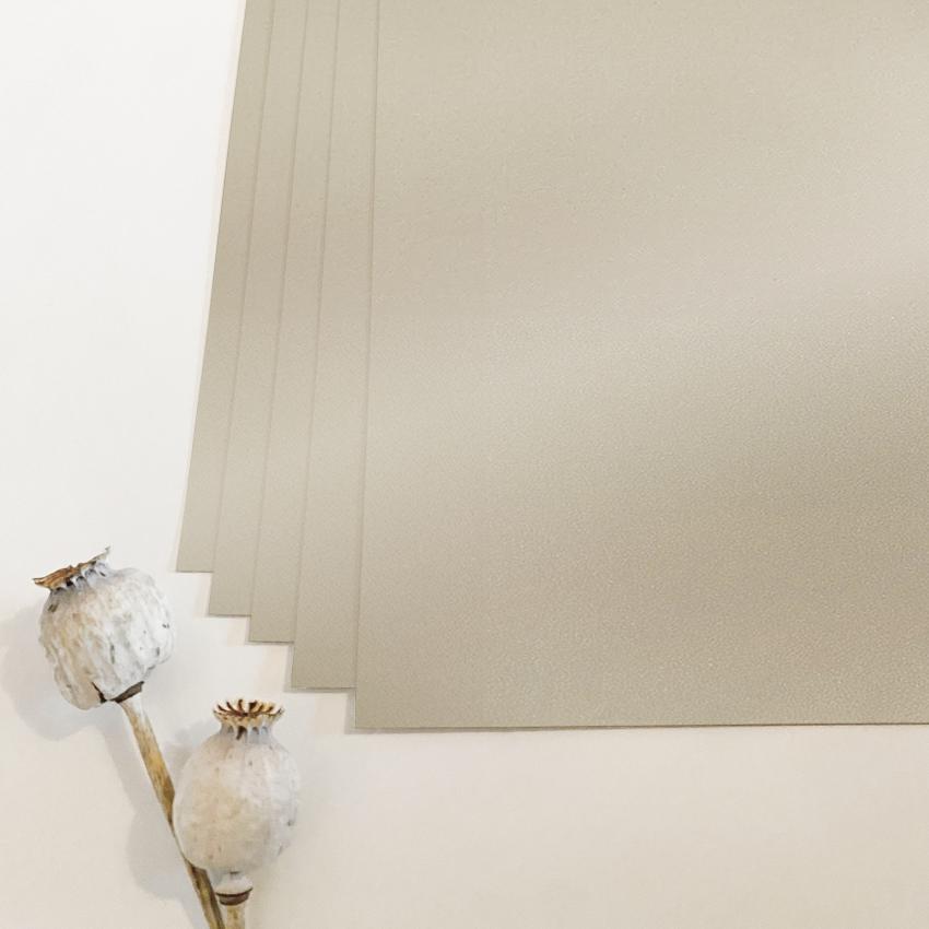 Cardstock "Metallic" - Bastelpapier 250g/m² DIN A4 in metallic-sand
